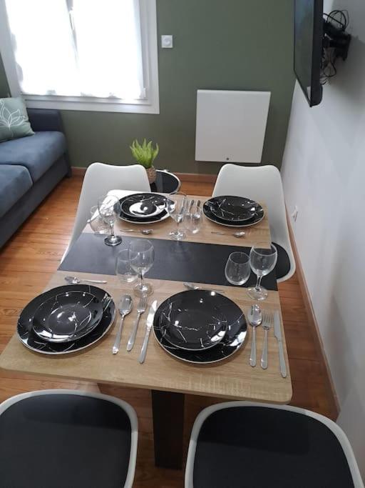 Apartamento T2 Jacky Ic. /Moto / Circuit 24H / Oasis /Antares Le Mans Exterior foto